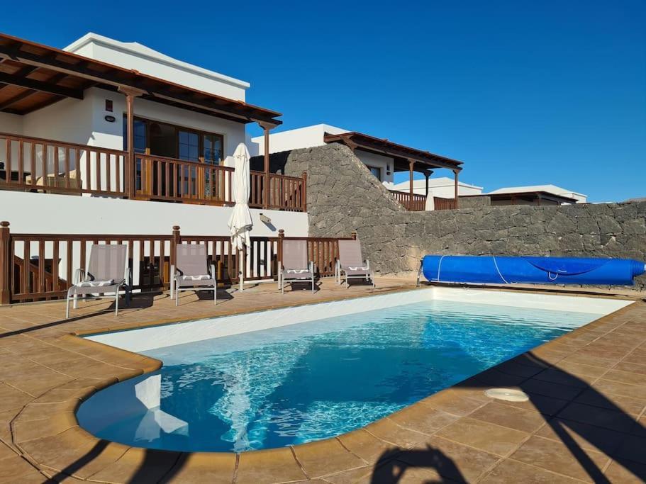 Luxury 4-Bedroom Villa With Heated Pool + Sea View Playa Blanca  Ngoại thất bức ảnh