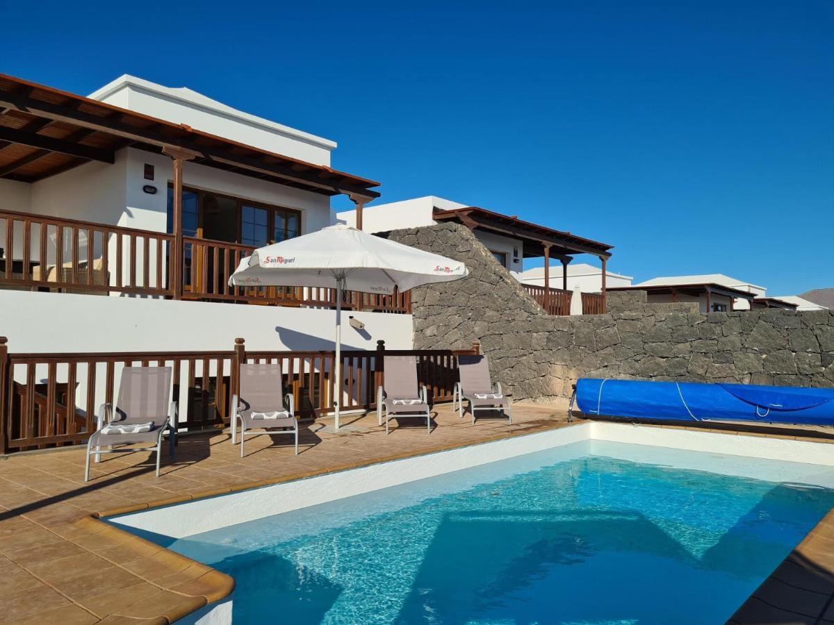 Luxury 4-Bedroom Villa With Heated Pool + Sea View Playa Blanca  Ngoại thất bức ảnh